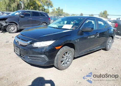 2017 Honda Civic Lx z USA, uszkodzony, nr VIN 19XFC2F54HE000800